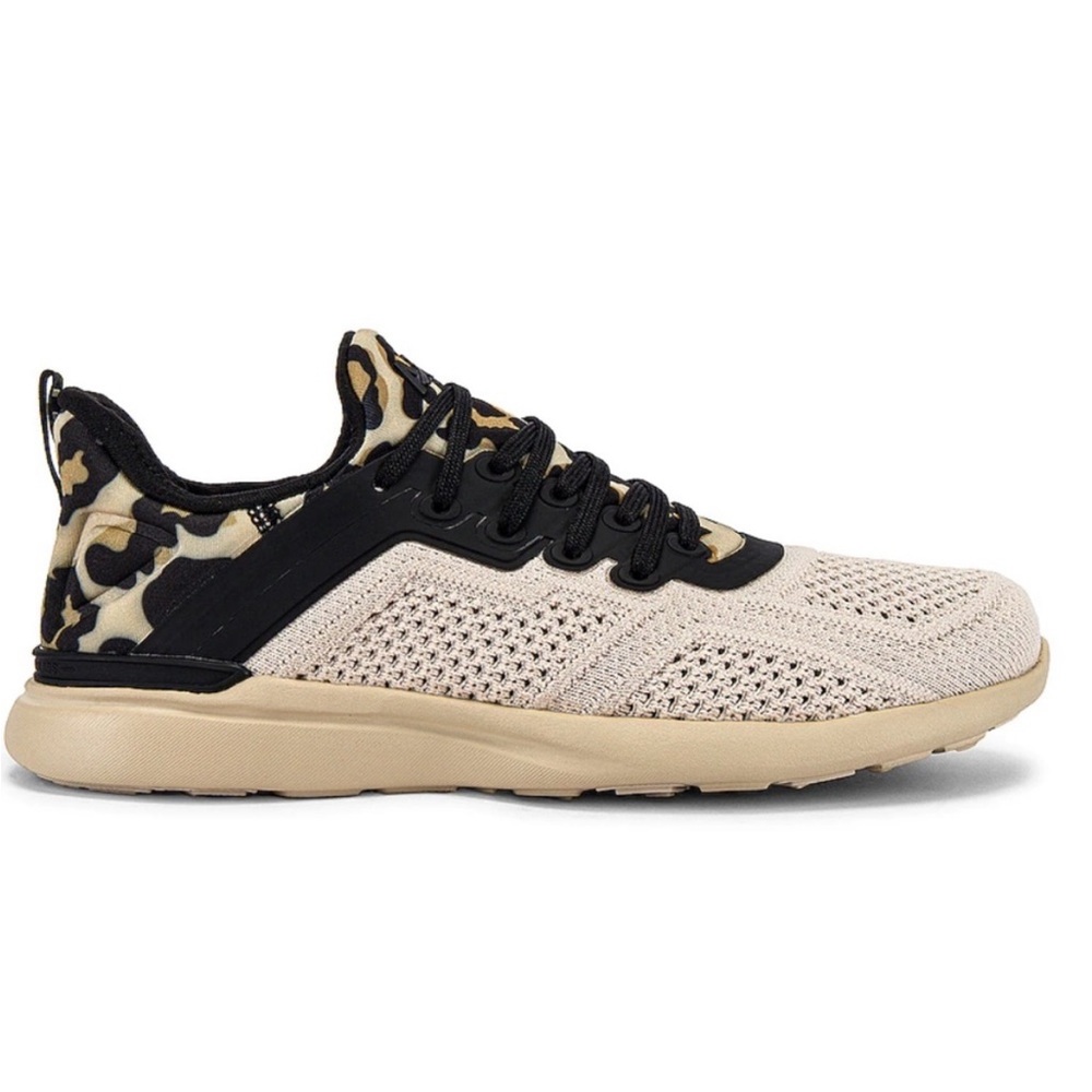 APL Techloom Tracer shoes leopard black tan